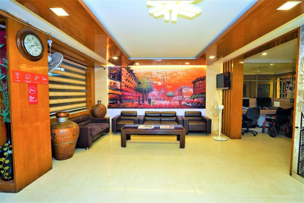 New Hotel Europa Inn Rajkot Buitenkant foto